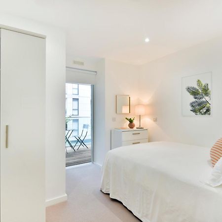 Madison Hill - Clapham South 1 - Two Bedroom Flat Лондон Экстерьер фото