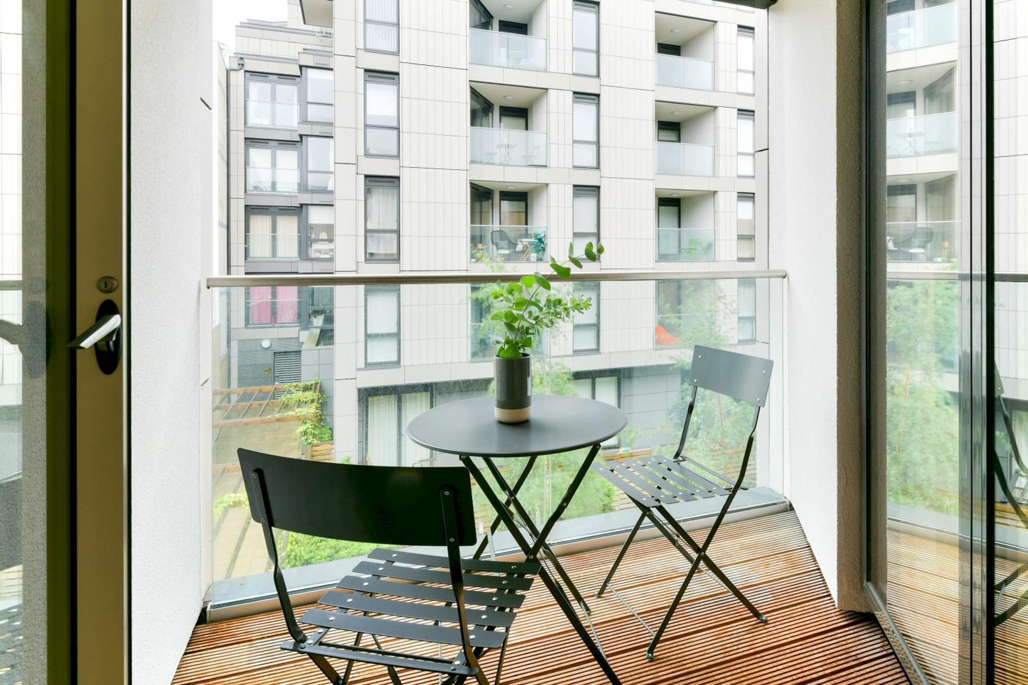 Madison Hill - Clapham South 1 - Two Bedroom Flat Лондон Экстерьер фото